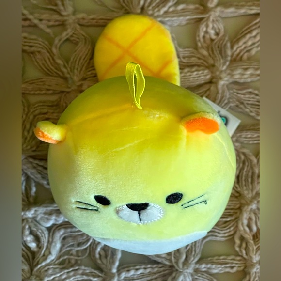 NEW Chip the Beaver Ornament (From Box Set) Squishmallows 4" - Picture 4 of 7